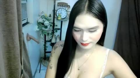 Snapshot of maria_laboxxx chatting on 10/03/25, 01:57 Marga online show from 10/03/25, 01:57