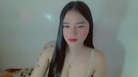Snapshot of maria_laboxxx chatting on 10/09/25, 12:47 Marga online show from 10/09/25, 12:47