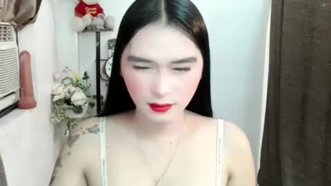 Snapshot of maria_laboxxx chatting on 10/15/25, 01:06 Marga online show from 10/15/25, 01:06