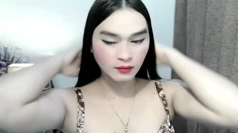 Snapshot of maria_laboxxx chatting on 10/29/25, 12:35 Marga online show from 10/29/25, 12:35