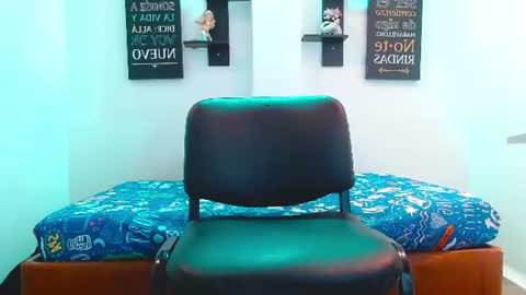 Snapshot of maria_paula__ chatting on 06/15/26, 04:20 Maria Paula online show from 06/15/26, 04:20