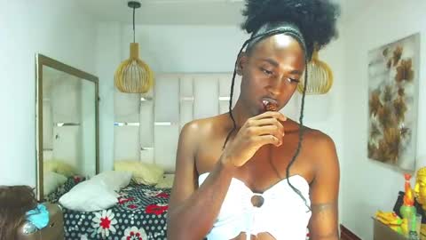 maria_seheineth online show from 02/05/25, 06:46