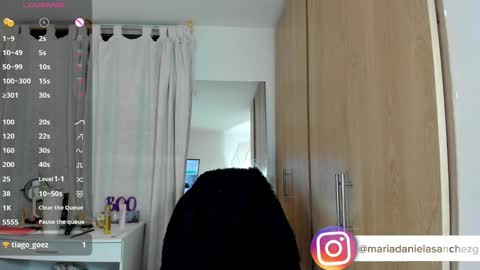 Snapshot of mariadanielasanchez chatting on 10/29/25, 02:03 mariadanielasanchez online show from 10/29/25, 02:03