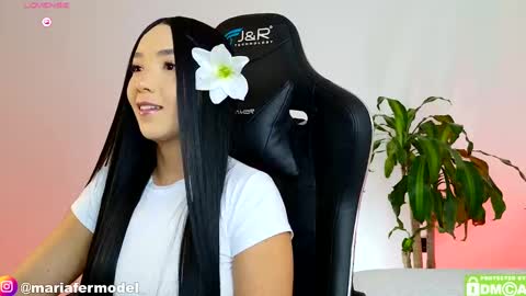 Maria Fer online show from 11/23/25, 03:23