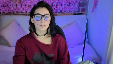 Snapshot of mariagh_ chatting on 03/12/26, 06:47 Maria online show from 03/12/26, 06:47