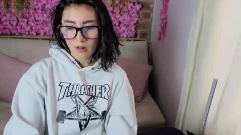 Snapshot of mariagh_ chatting on 03/23/26, 06:12 Maria online show from 03/23/26, 06:12