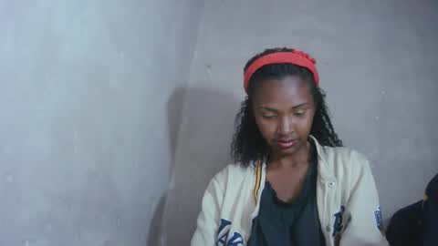 Maria online show from 09/22/25, 07:05