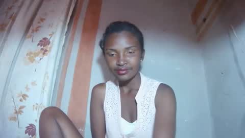 Snapshot of mariah586 chatting on 09/24/25, 11:13 Maria online show from 09/24/25, 11:13