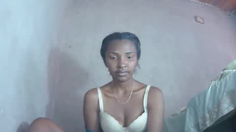 Snapshot of mariah586 chatting on 10/09/25, 08:12 Maria online show from 10/09/25, 08:12