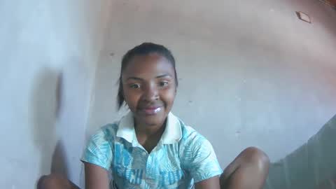 Snapshot of mariah586 chatting on 10/12/25, 08:02 Maria online show from 10/12/25, 08:02