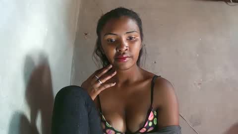 Snapshot of mariah586 chatting on 01/16/26, 05:11 Maria online show from 01/16/26, 05:11