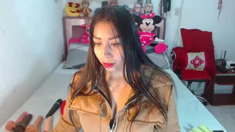 Snapshot of mariajose2015 chatting on 02/18/26, 10:55 Mariajose online show from 02/18/26, 10:55