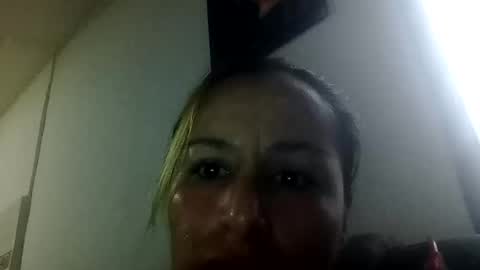 mariajose_1992 online show from 04/09/26, 11:37