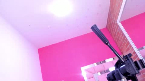 Snapshot of mariam_hott69 chatting on 12/04/25, 02:48 Mariam online show from 12/04/25, 02:48