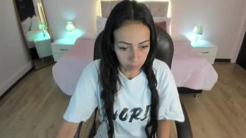 Snapshot of mariam_lopez__ chatting on 03/18/26, 03:09 Mariam online show from 03/18/26, 03:09