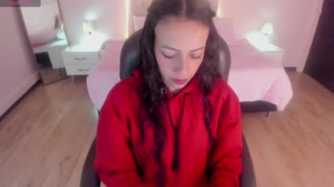 Snapshot of mariam_lopez__ chatting on 03/27/26, 03:12 Mariam online show from 03/27/26, 03:12