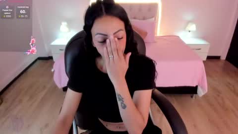 Snapshot of mariam_lopez__ chatting on 04/18/26, 03:43 Mariam online show from 04/18/26, 03:43