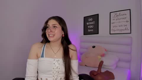 Mariam online show from 12/21/24, 10:40