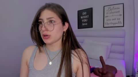 Mariam online show from 01/25/25, 01:21