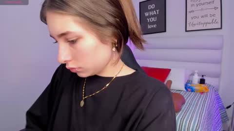 Mariam online show from 02/26/25, 05:07