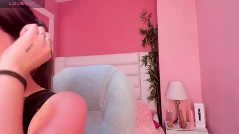 Mariam online show from 11/27/25, 02:57