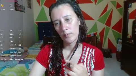 Snapshot of mariam_wish1 chatting on 04/13/26, 05:07 mariam_wish1 online show from 04/13/26, 05:07