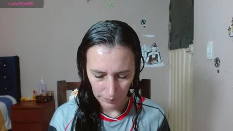 Snapshot of mariam_wish1 chatting on 05/04/26, 06:37 mariam_wish1 online show from 05/04/26, 06:37