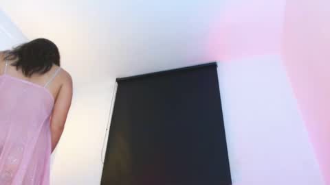 Snapshot of mariamcalad chatting on 02/19/25, 04:12 Mariam Calad online show from 02/19/25, 04:12