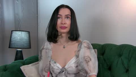 MariaMenson online show from 01/21/25, 06:45