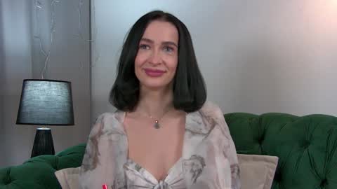 MariaMenson online show from 01/21/25, 09:46