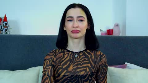 MariaMenson online show from 01/26/25, 09:18