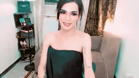 Snapshot of mariamercedes88 chatting on 04/11/26, 02:32 maria online show from 04/11/26, 02:32