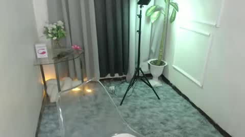 maria online show from 02/09/25, 03:56