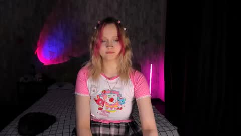 Maria online show from 02/18/25, 02:59