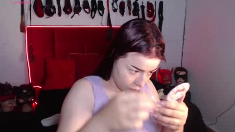 Marian online show from 11/08/25, 02:34