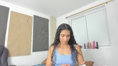 Snapshot of marian_rios chatting on 05/13/26, 10:45 Marian online show from 05/13/26, 10:45