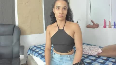 Snapshot of marian_rios chatting on 05/16/26, 11:09 Marian online show from 05/16/26, 11:09