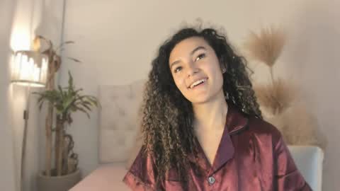 Snapshot of marian_skinny chatting on 04/01/26, 10:18 Marian online show from 04/01/26, 10:18