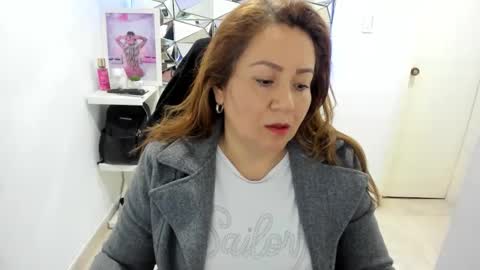 Snapshot of mariana01_m chatting on 05/09/26, 12:21 mariana01_m online show from 05/09/26, 12:21