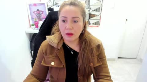 Snapshot of mariana01_m chatting on 06/29/26, 11:54 mariana01_m online show from 06/29/26, 11:54