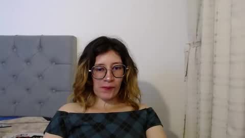 Mariana online show from 12/23/24, 09:08