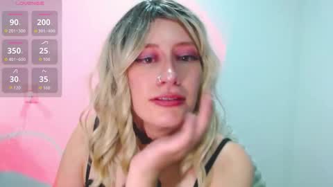 Mariana online show from 02/15/26, 01:02