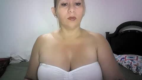 mariana995649 online show from 05/09/26, 11:15