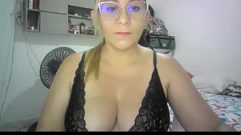 mariana995649 online show from 05/16/26, 03:00