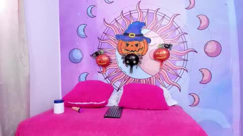 Snapshot of mariana_16_ chatting on 10/27/25, 07:18 mariana_16_ online show from 10/27/25, 07:18