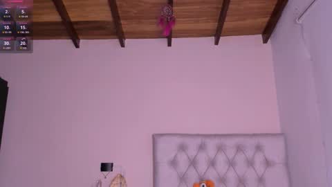 Snapshot of mariana__roe chatting on 03/03/25, 08:21 Mariana Roe online show from 03/03/25, 08:21