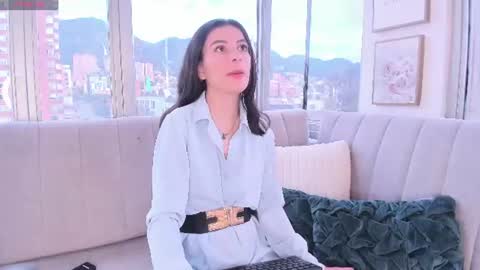 Snapshot of mariana__thompson chatting on 07/22/26, 08:44 mariana__thompson online show from 07/22/26, 08:44
