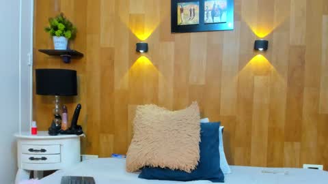 Mariana Angel online show from 02/21/25, 10:37