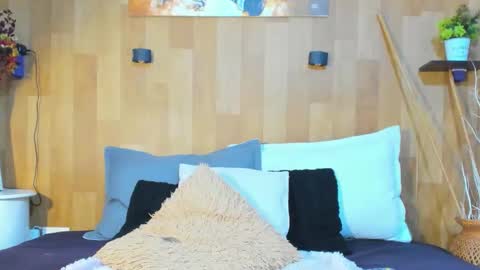 Mariana Angel online show from 02/25/26, 02:05