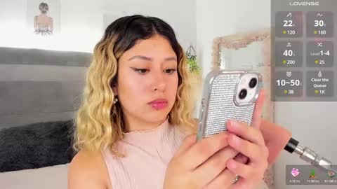 Mariana online show from 01/08/25, 04:02